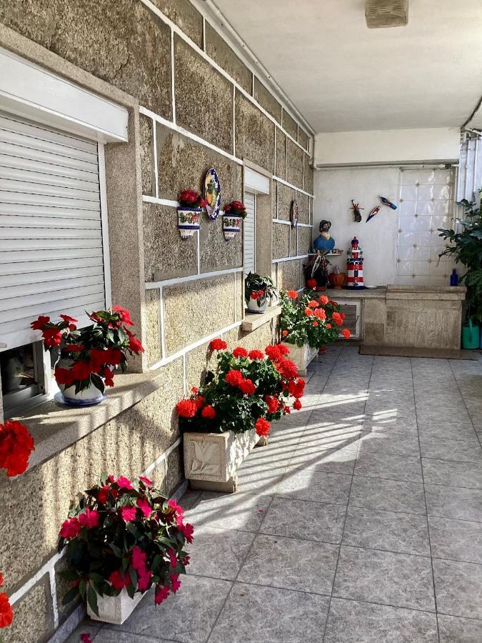 Apartmán Atico Con Terraza O Grove Exteriér fotografie