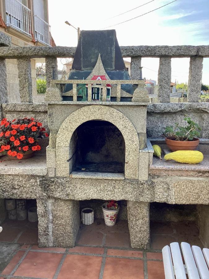 Apartmán Atico Con Terraza O Grove Exteriér fotografie