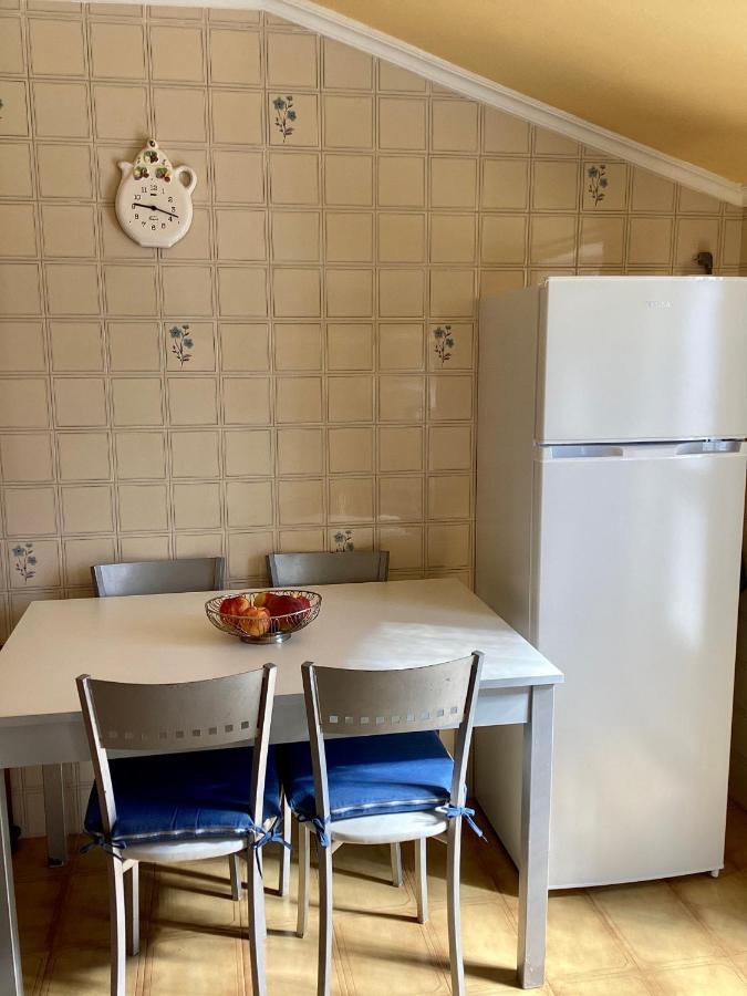 Apartmán Atico Con Terraza O Grove Exteriér fotografie